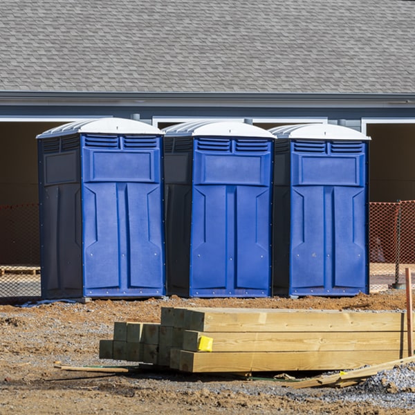 what is the cost difference between standard and deluxe portable restroom rentals in Elmo MO